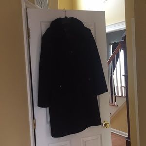 Size 12 women’s black fur collar wool coat